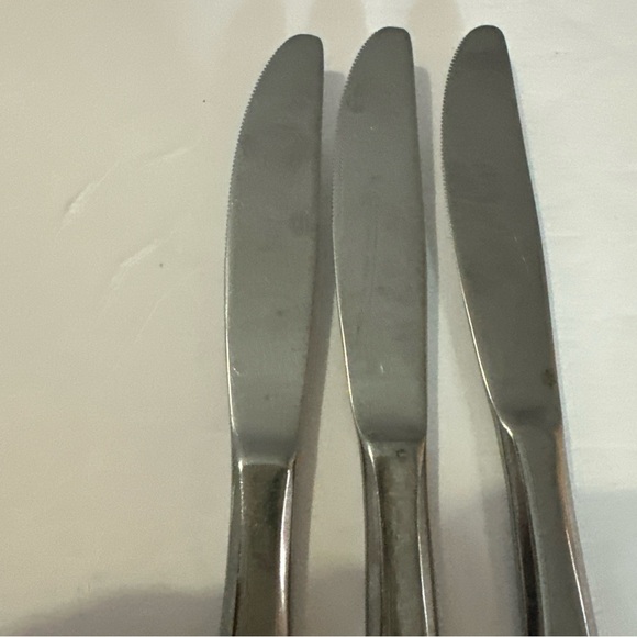 Hanford Forge Stainless Steel DELPRADO DEL PRADO 3 Knives - Picture 4 of 5